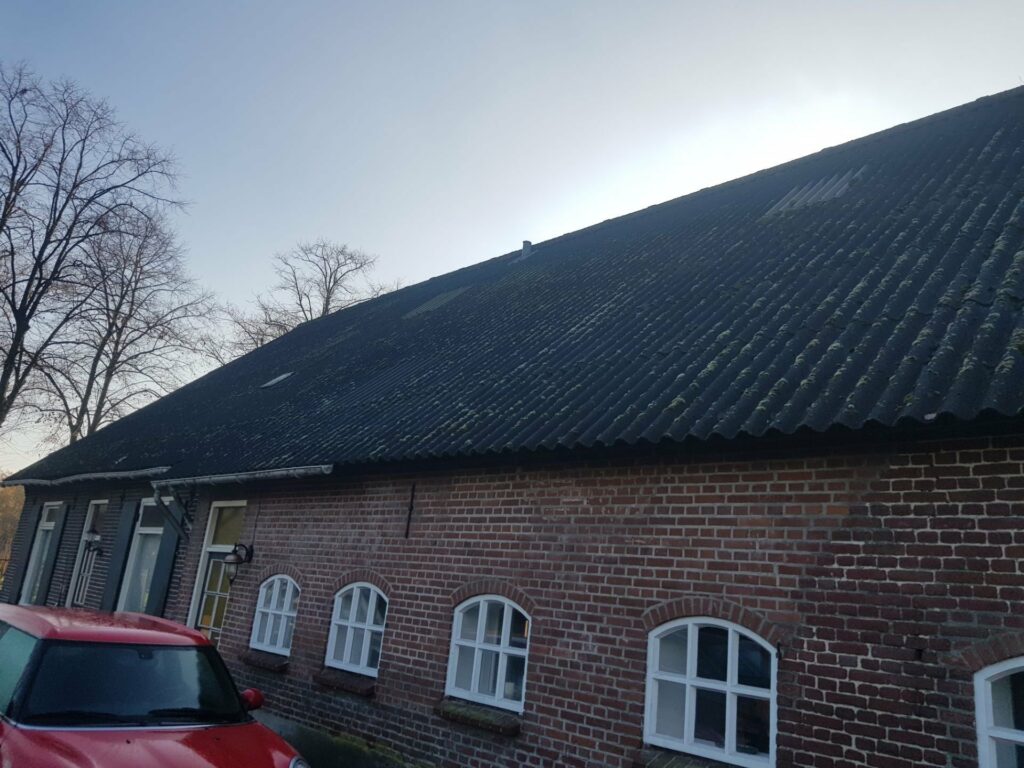 
Claes dakwerken dak natuurleien