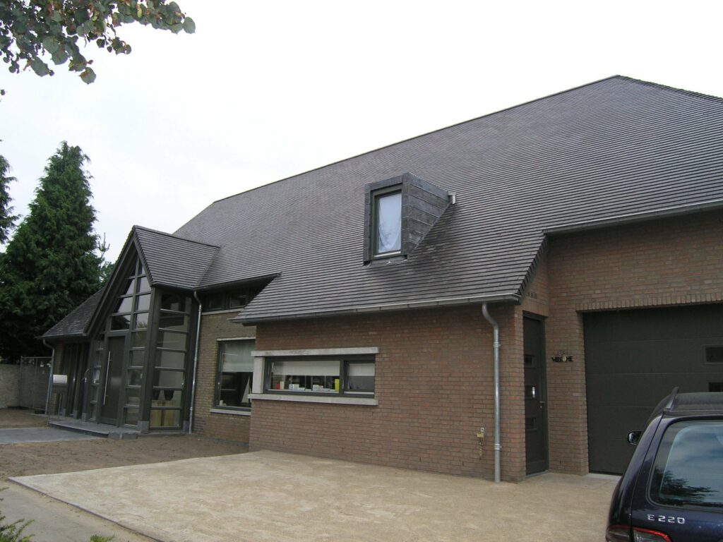 
												Claes dakwerken Heeze realisatie