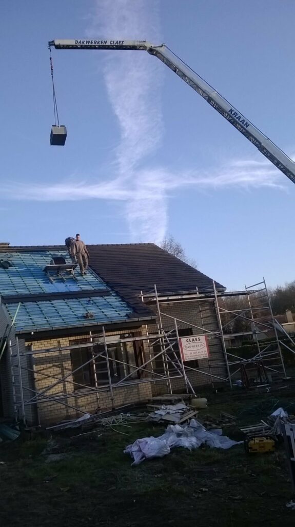 
												Claesdakwerken renovatie realisatie huis